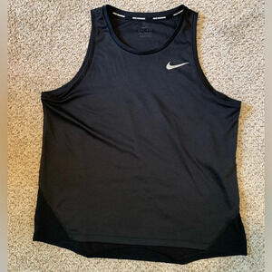 Nike Women’s Running Racerback Tank Sz Medium Black | loose fit | fitness | gym